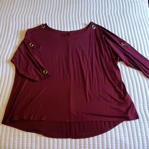 Burgundy Top, Open Sleeves